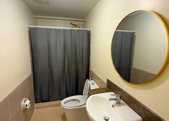 Apartahotel Vincondotel Near Bgc 2br Fairlane 2403