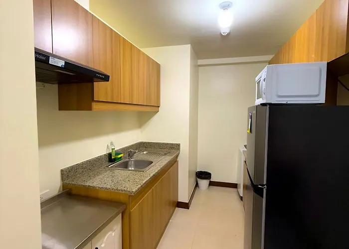Vincondotel Near Bgc 2br Fairlane 2403 Apartahotel Manila