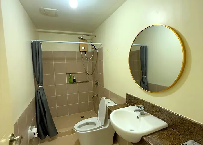 Vincondotel Near Bgc 2br Fairlane 2403 Apartahotel